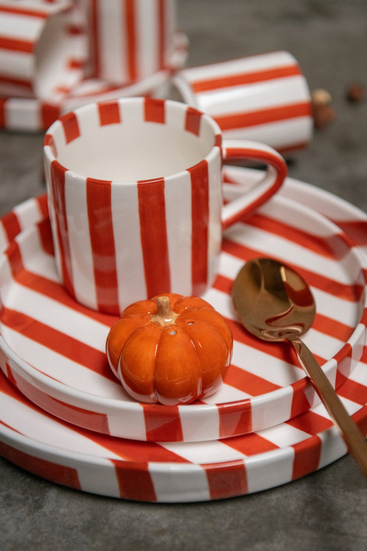 Zout & peper pompoen steengoed oranje