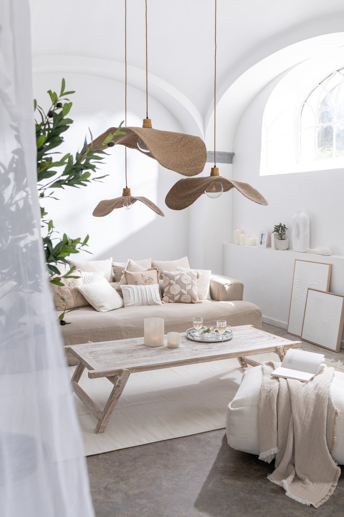 Large natural Moonj pendant lamp