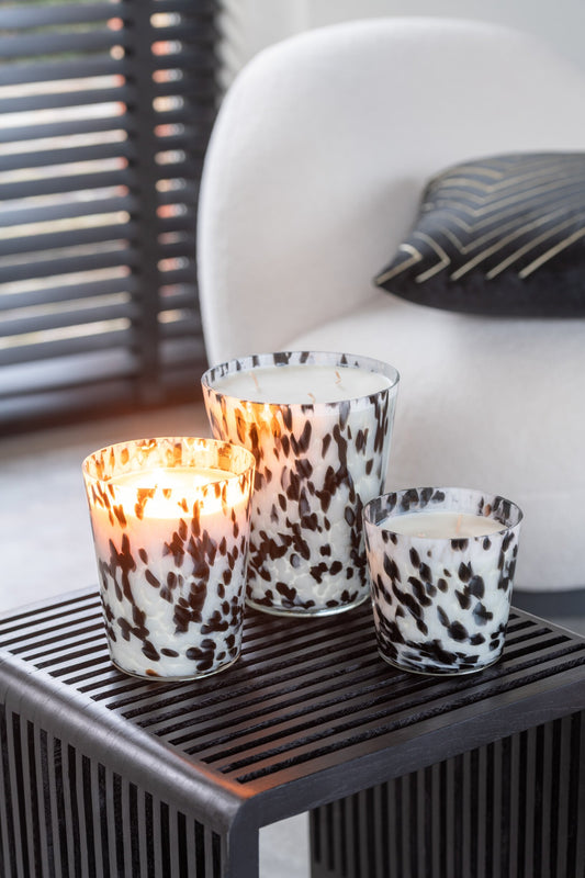 Geurkaars Noa Zwart/Wit Medium-68u