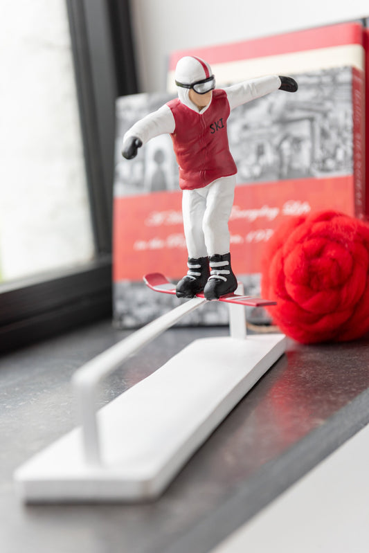Snowboarder Obstacle Resin Red/White