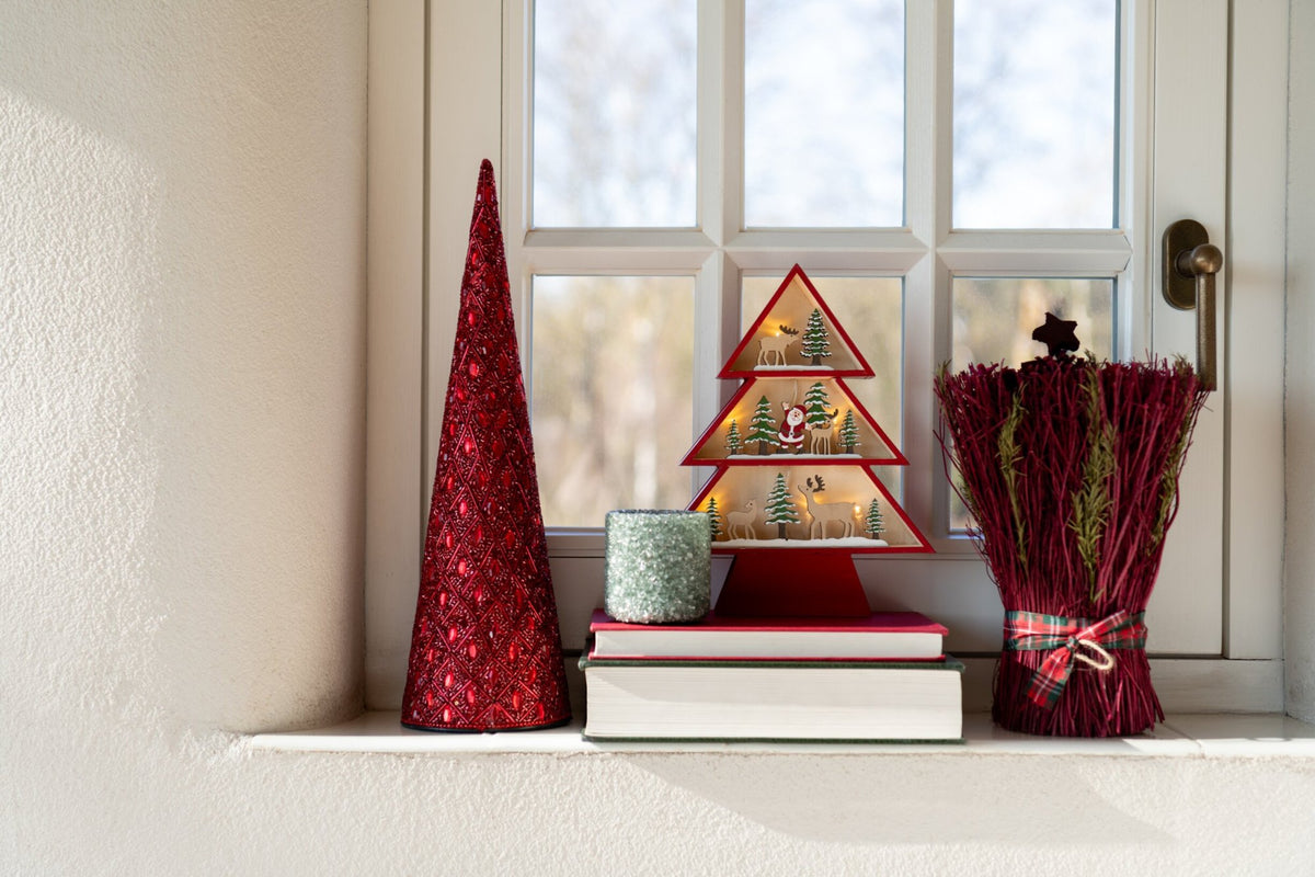 Set Of 3 Cone Iron/Beads Christmas Red