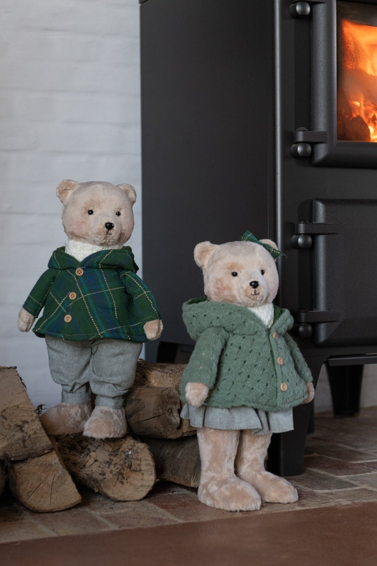 Bear Boy/Girl Polyester Beige/Dark Green Assortment Of 2