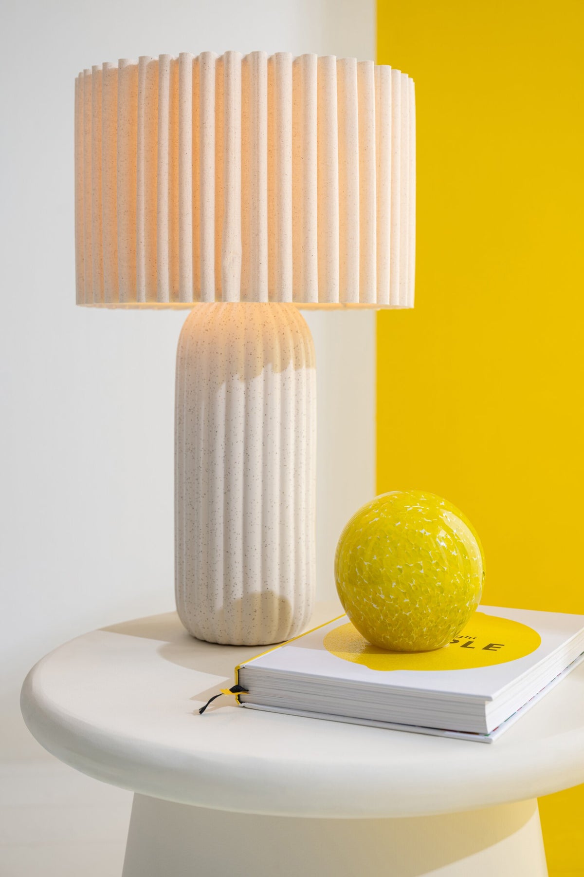 Table lamp Esmee ceramic off-white small