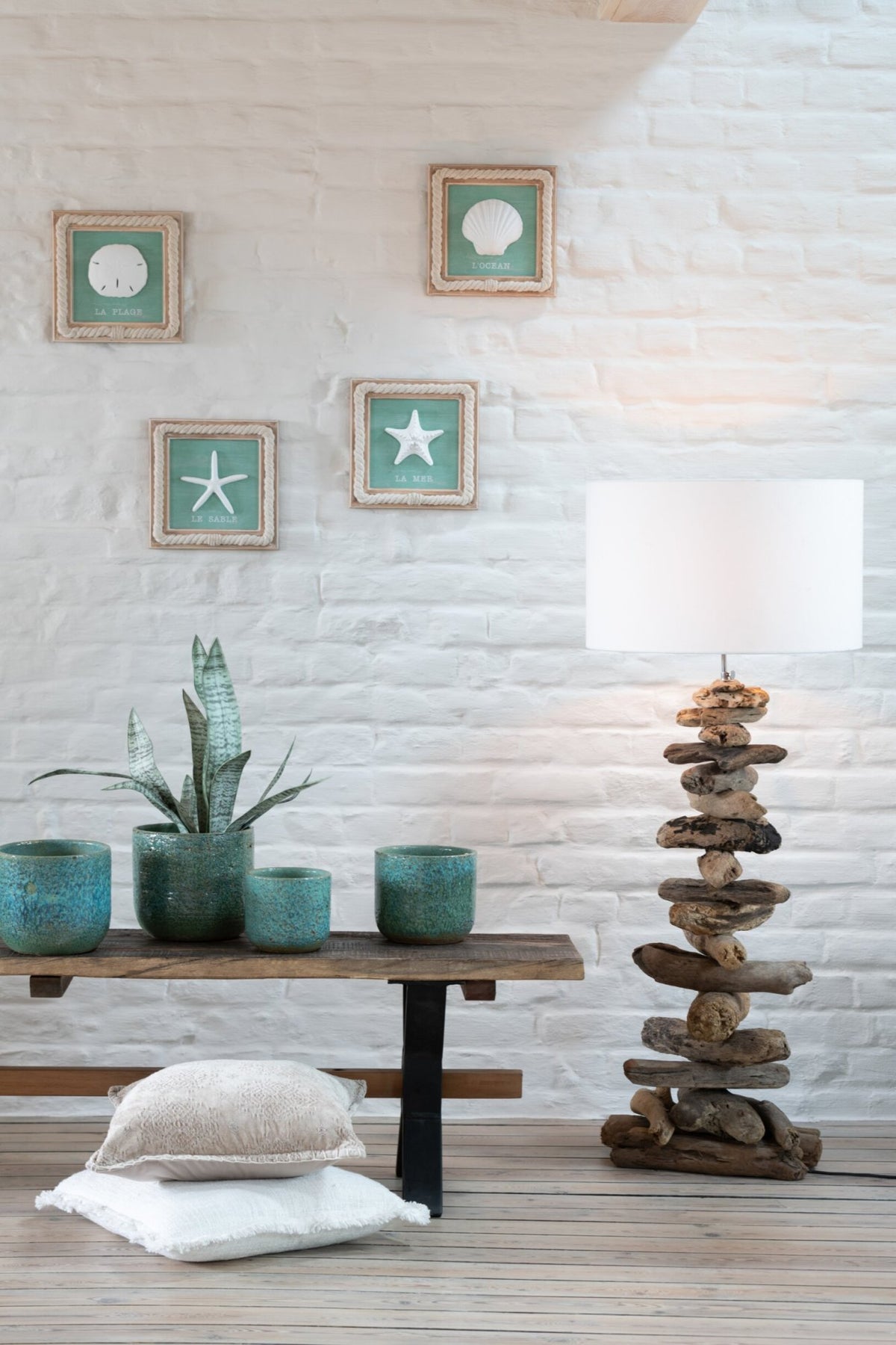 Lamp + kap drijfhout naturel/wit medium