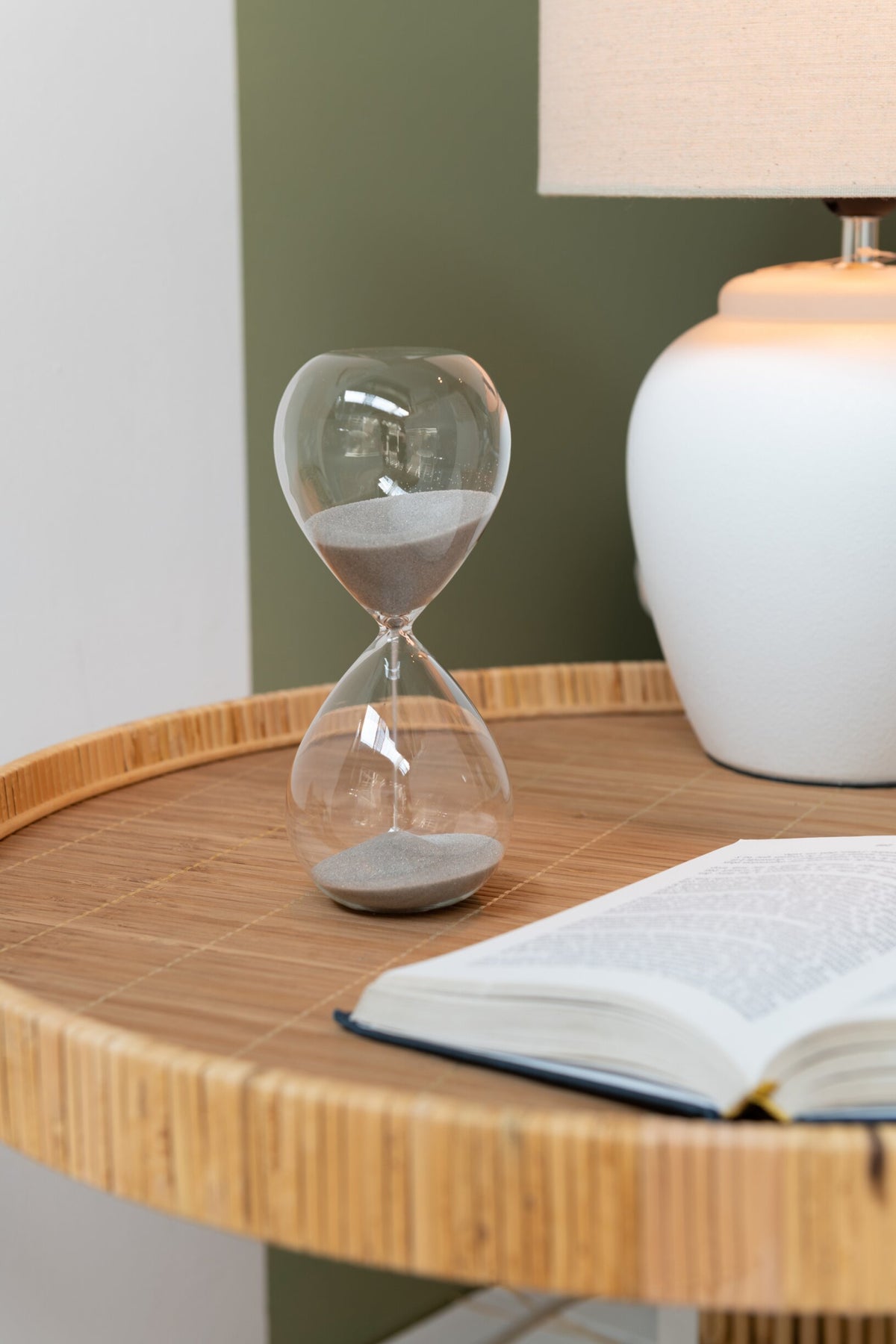 Hourglass Deco Glass/Sand Grey Small