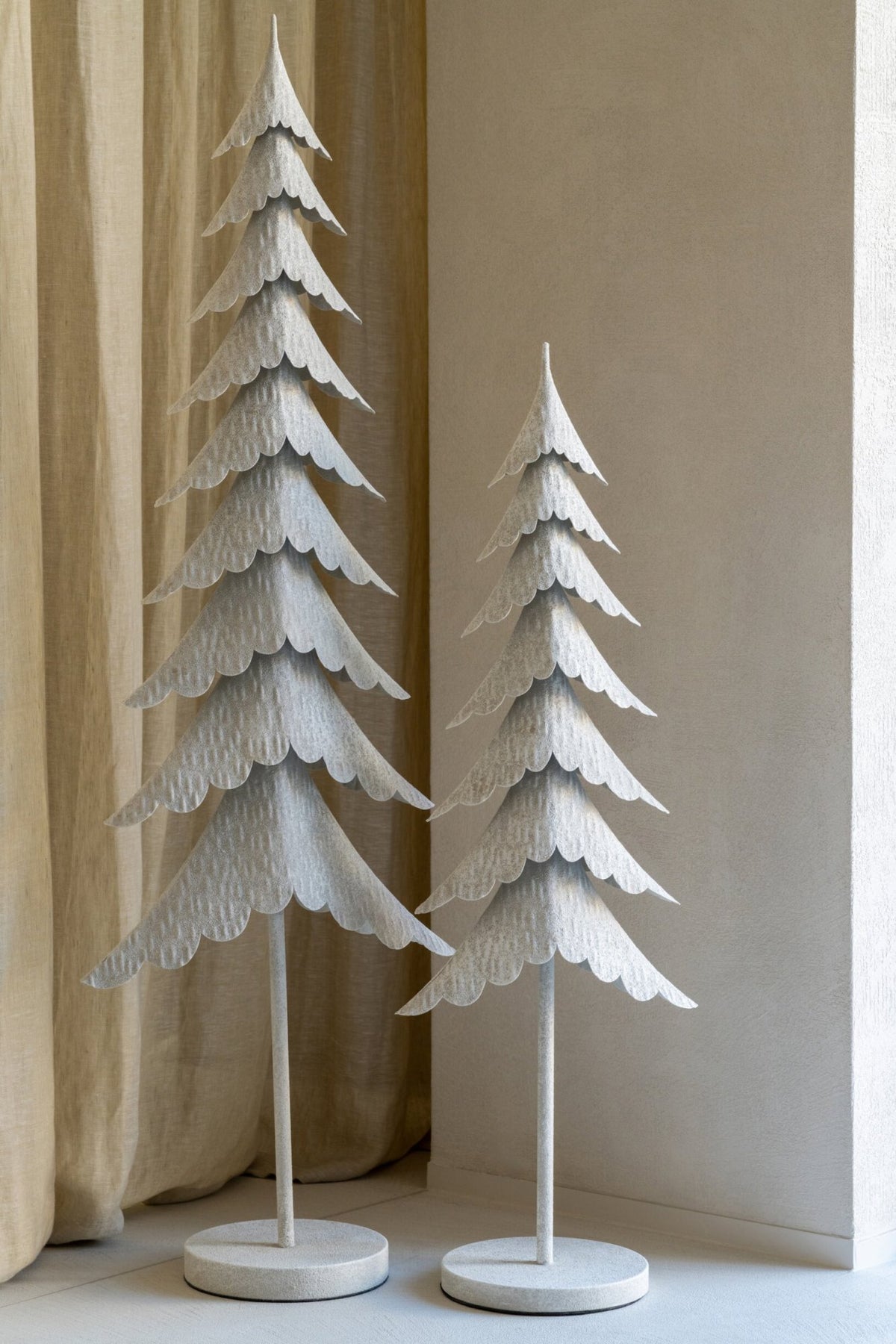 Tree Iron White
