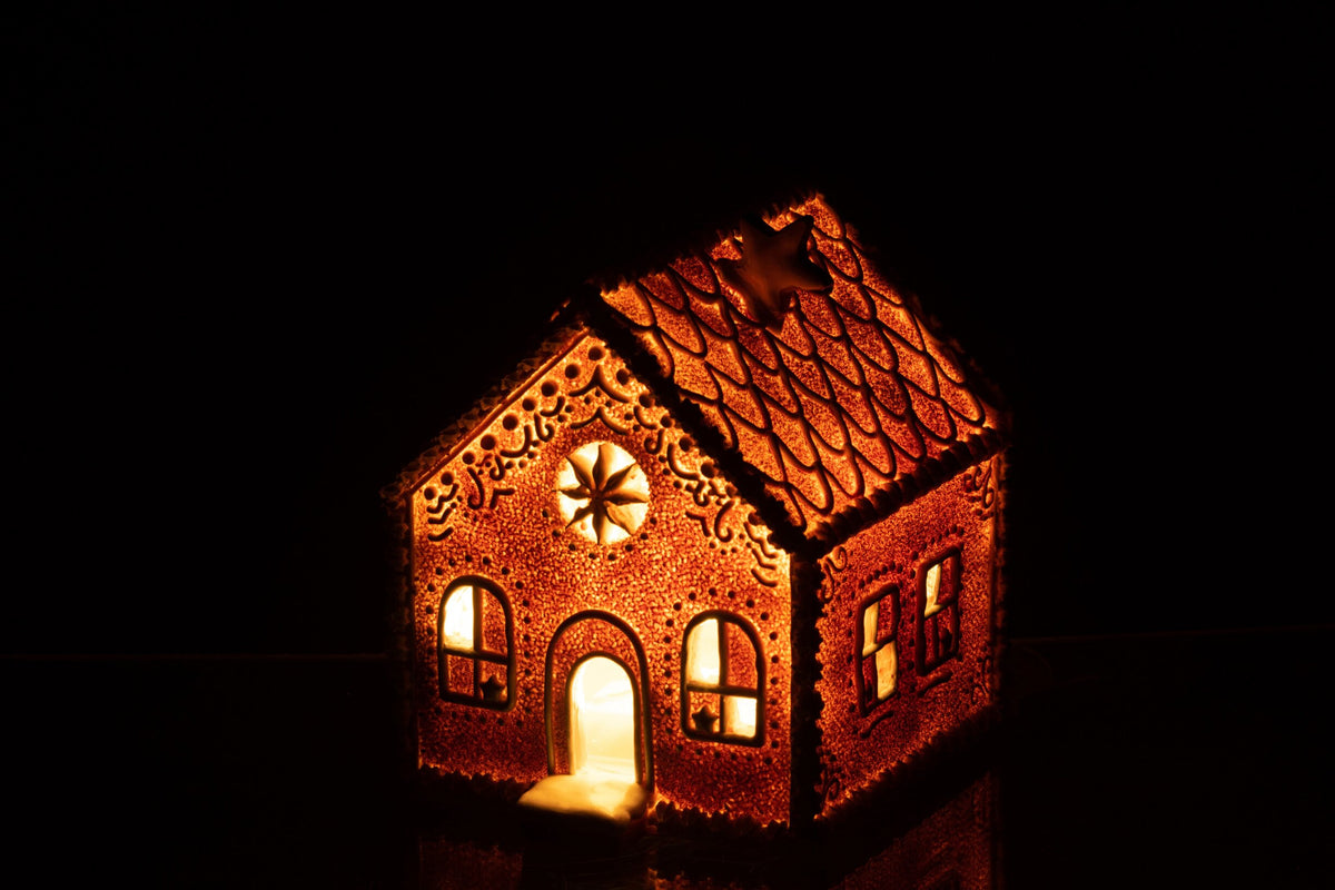 House Gingerbread Square Star LED Poly Brown Medium