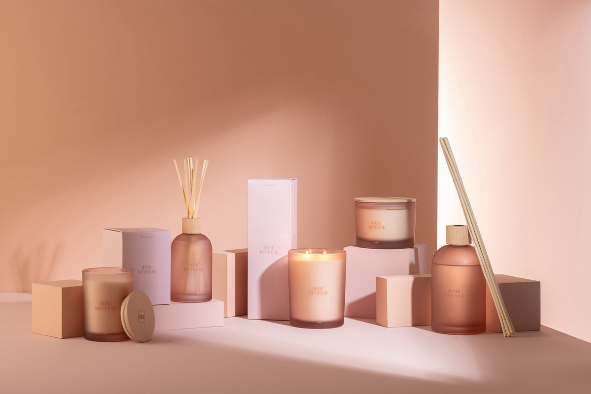 Geurkaars Accords Essentiels Rose Rêveuse-38h