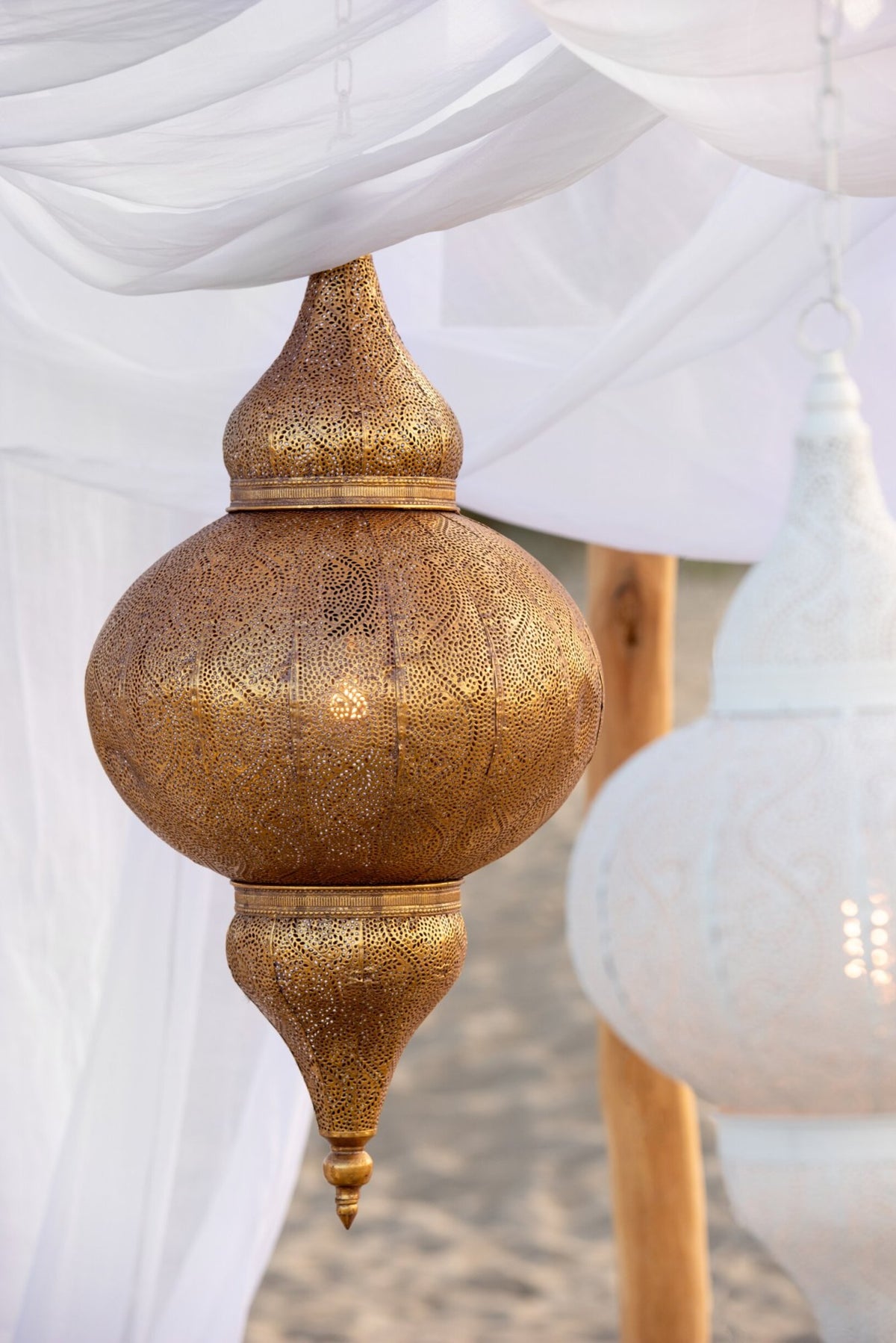 Pendant light Bore metal gold small