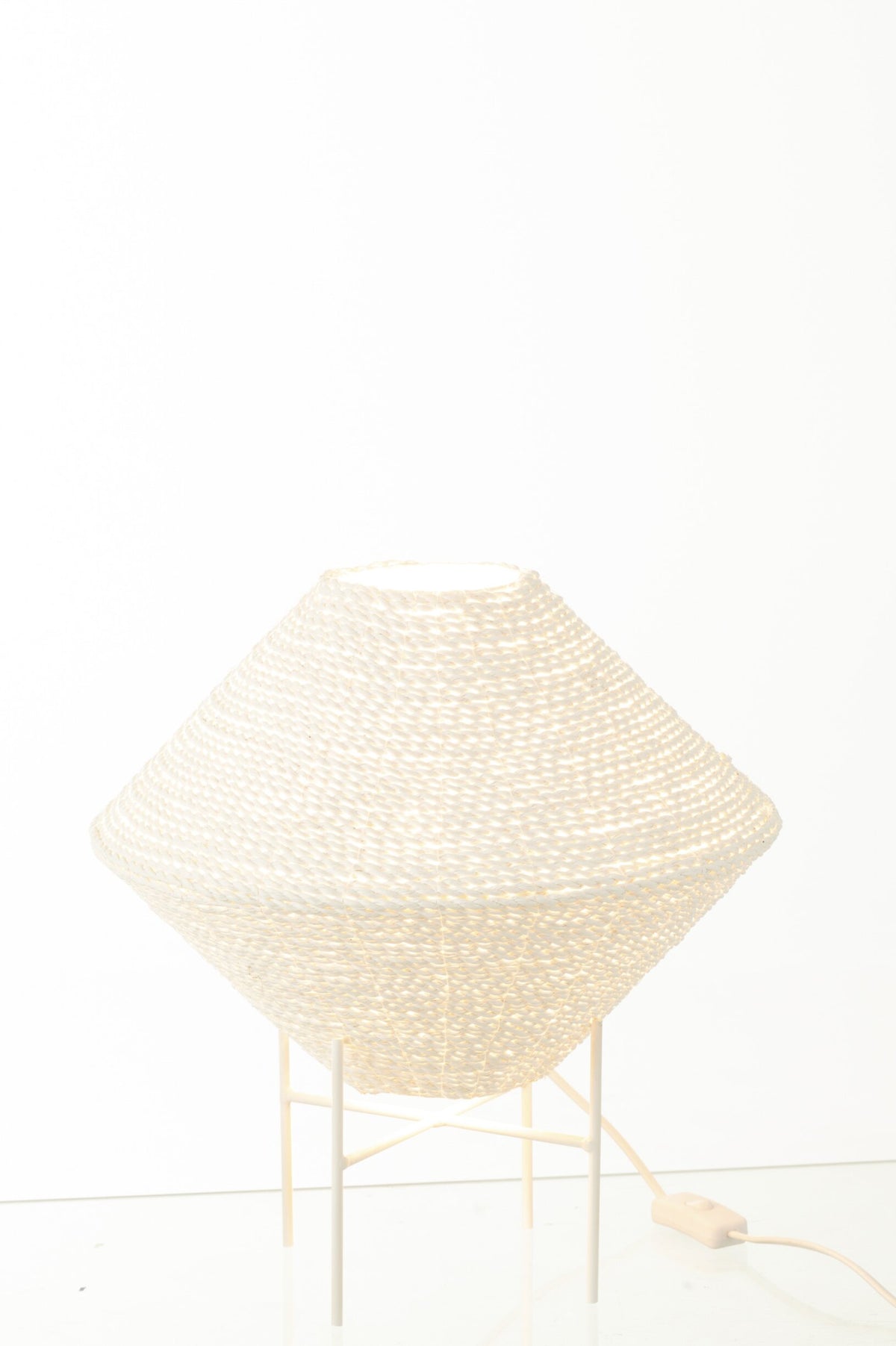 Small white UFO raffia pendant lamp