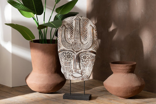 Mask On Stand Zihao Albasia Wood Natural