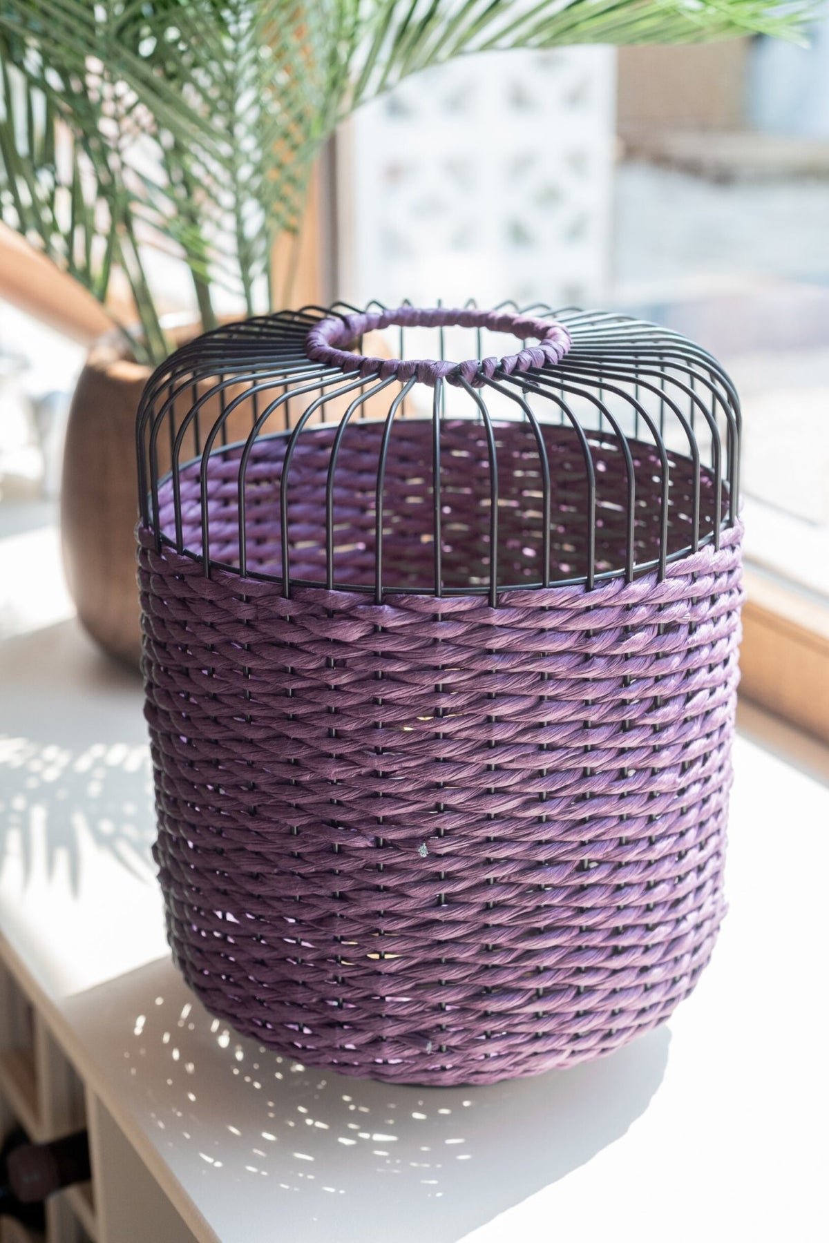 Table lamp metal purple