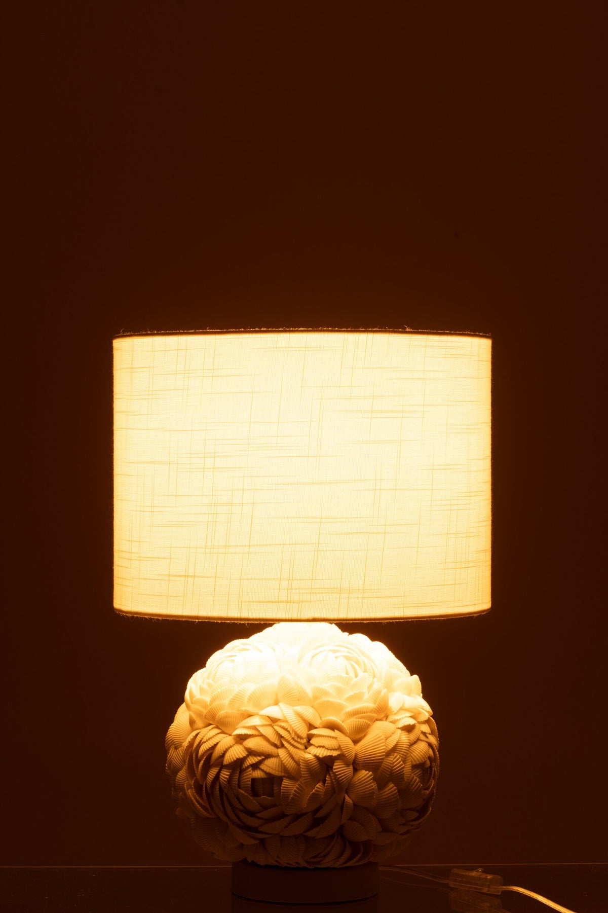 Small white shell table lamp