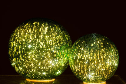Ball LED Crackled Glass Green Large