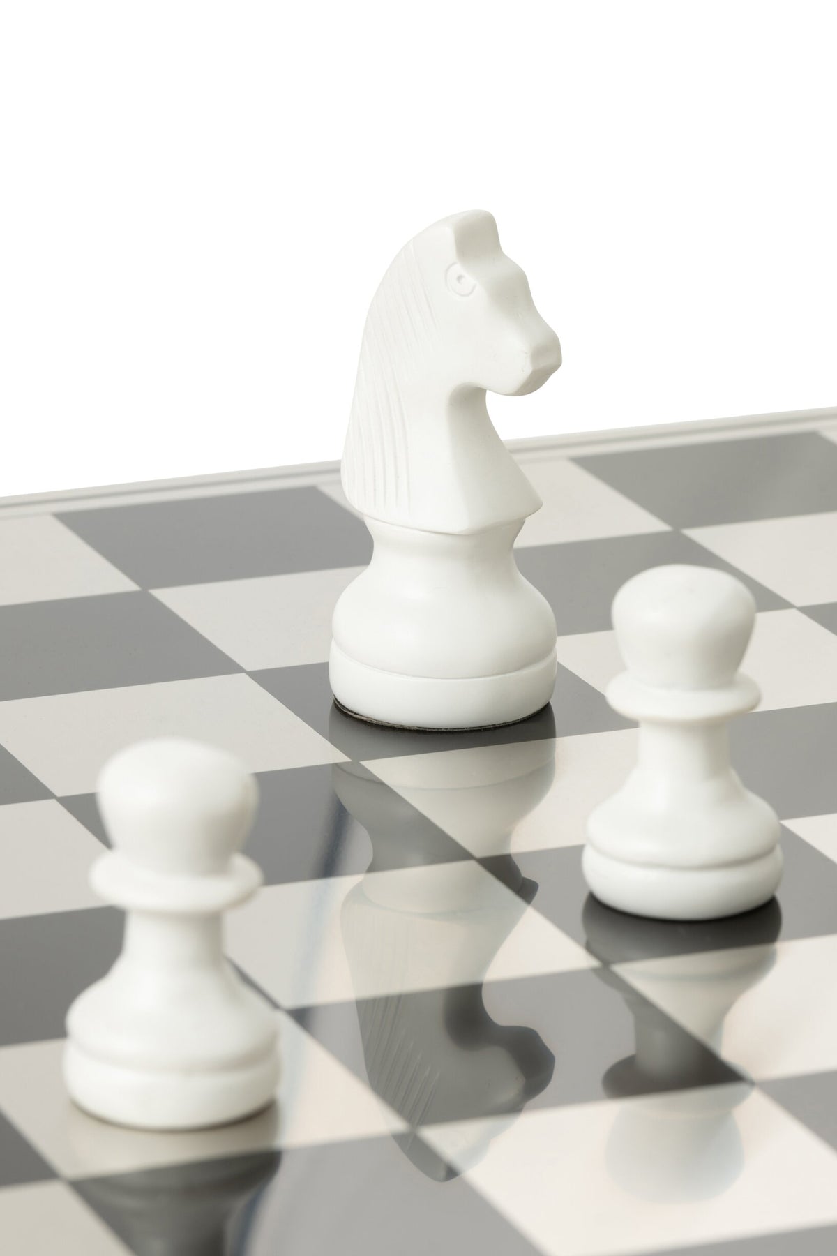 Chess Set Board Polyresin Gold Colored/White