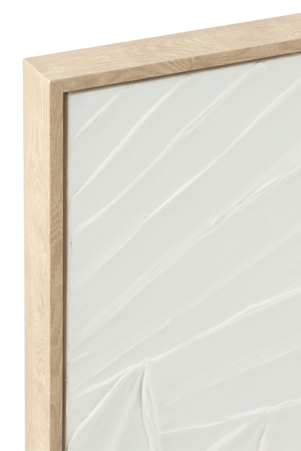 Painting Koy Pinewood White