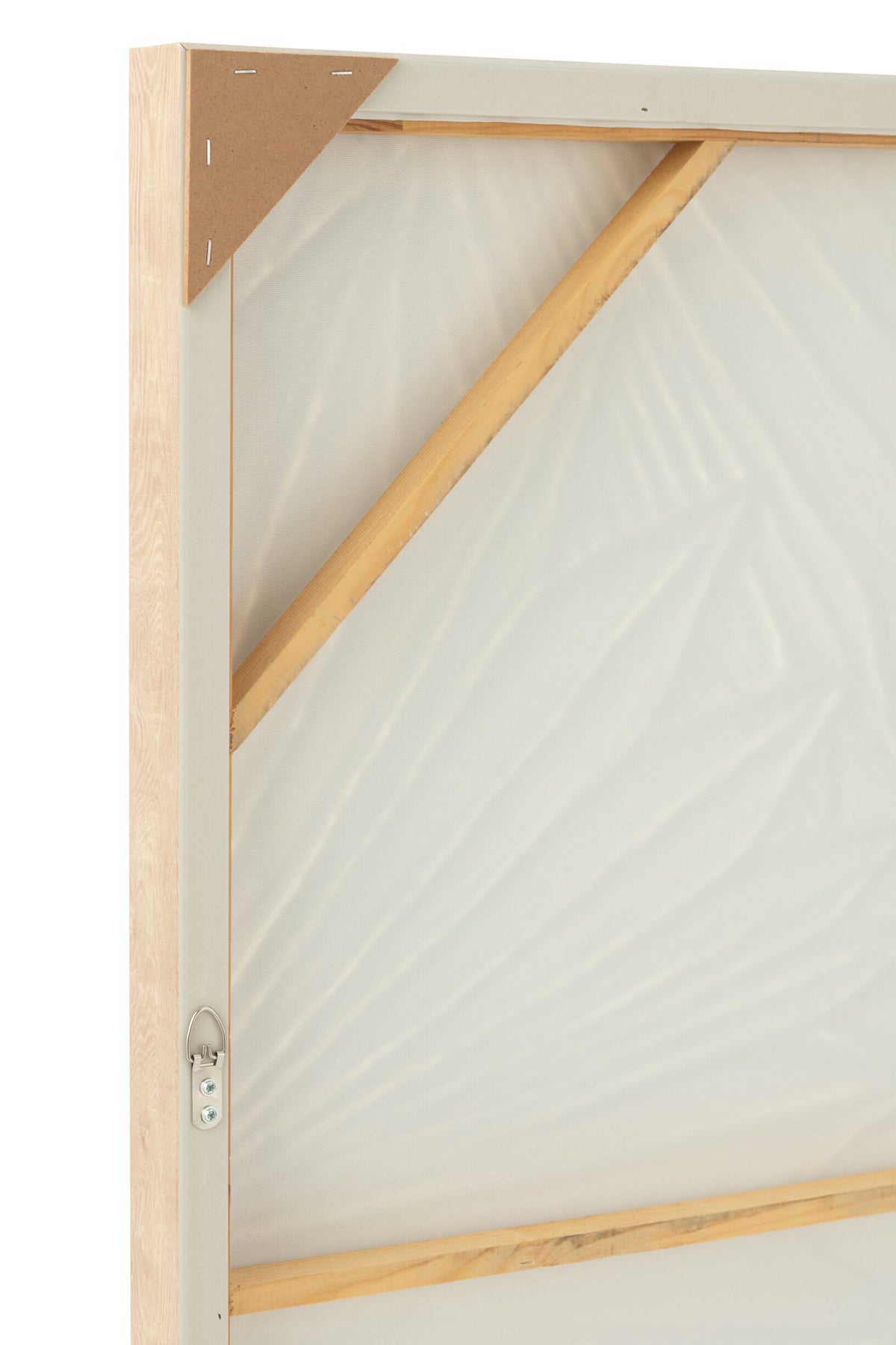 Painting Koy Pinewood White