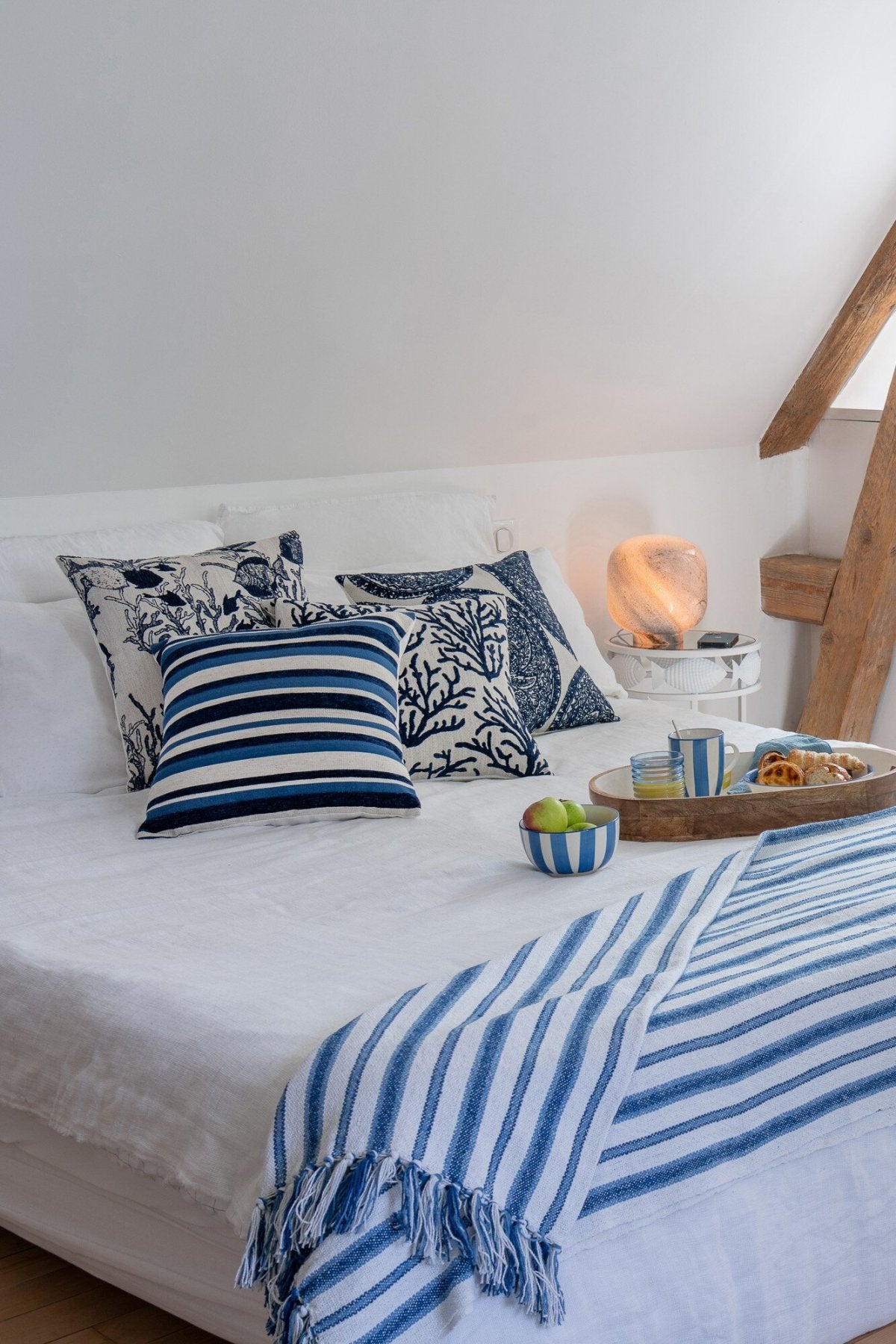 Cushion Coral/Stripes Square Polyester Blue/Off-White Assortment Of 3