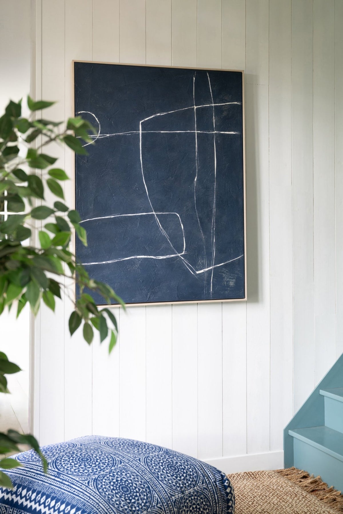 Painting Scratches Pinewood Blue/White