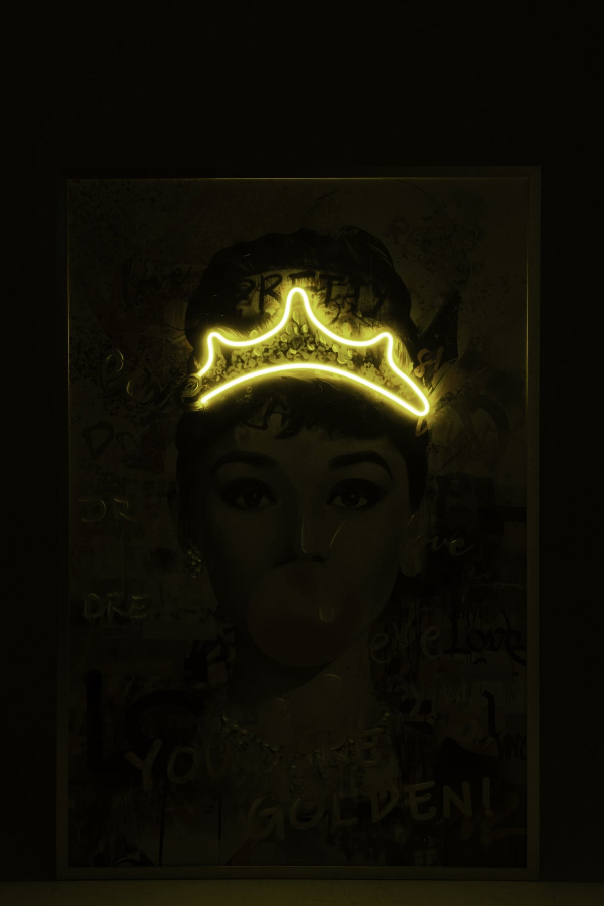 Painting LED Lady Rectangle Canvas Multicolored