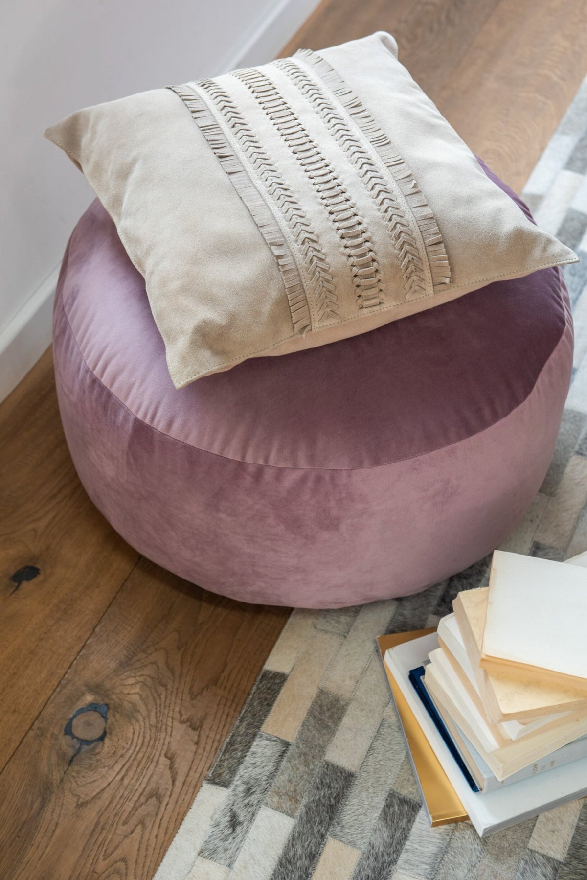 Cushion Border Square Leather Light Grey